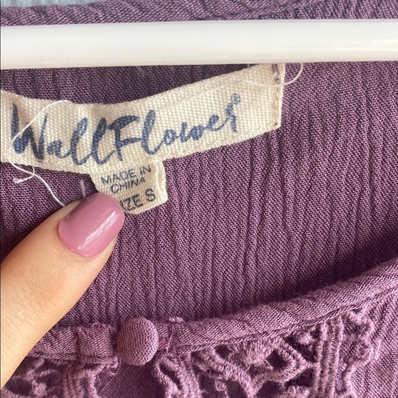 Wallflower Asymmetrical Purple Flutter Sleeve Blouse - Picture 2 of 6